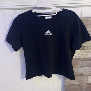 Adidas cropped athletic T!